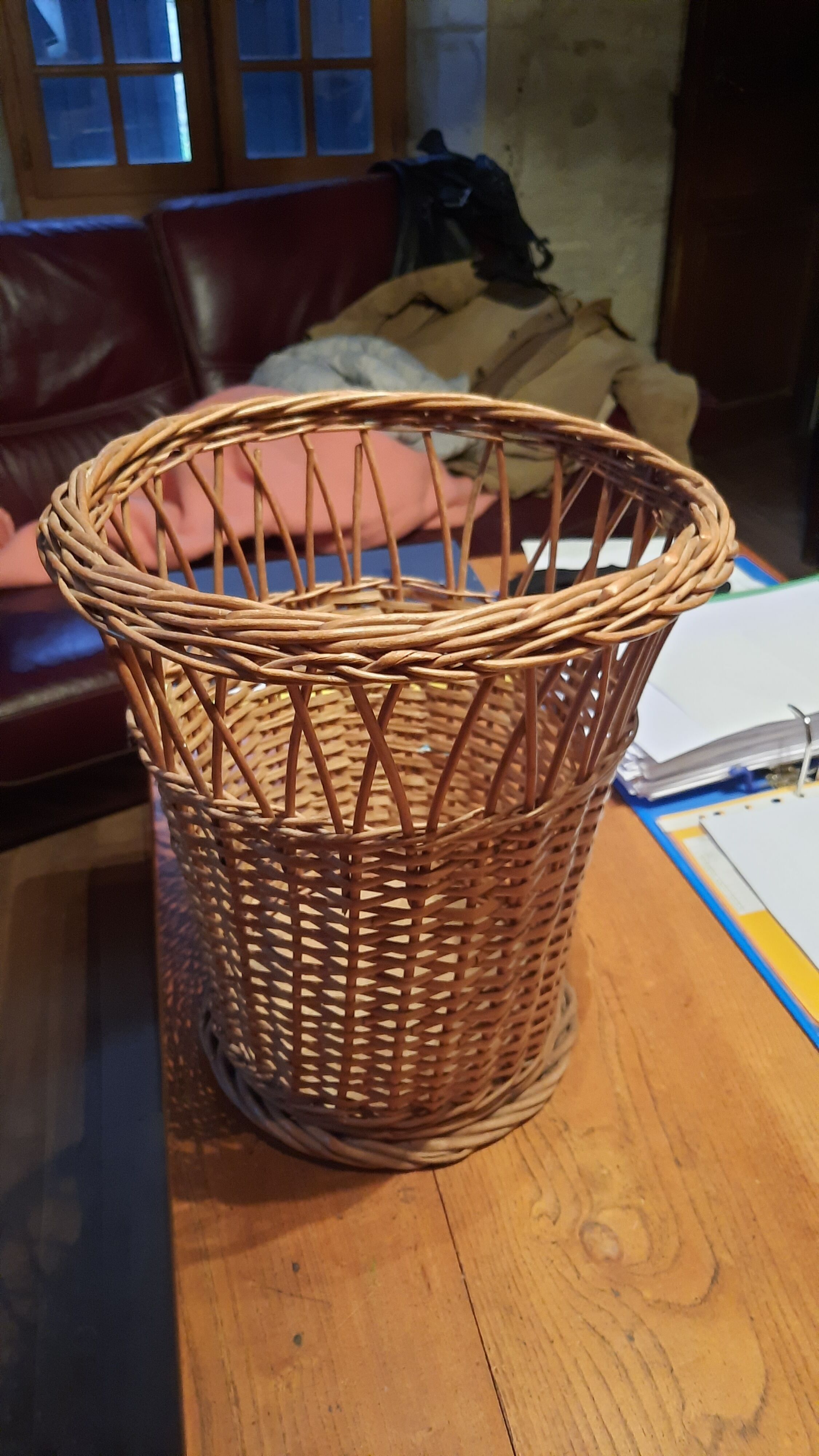 Wicker paper basket