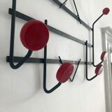 Metal wall hanger