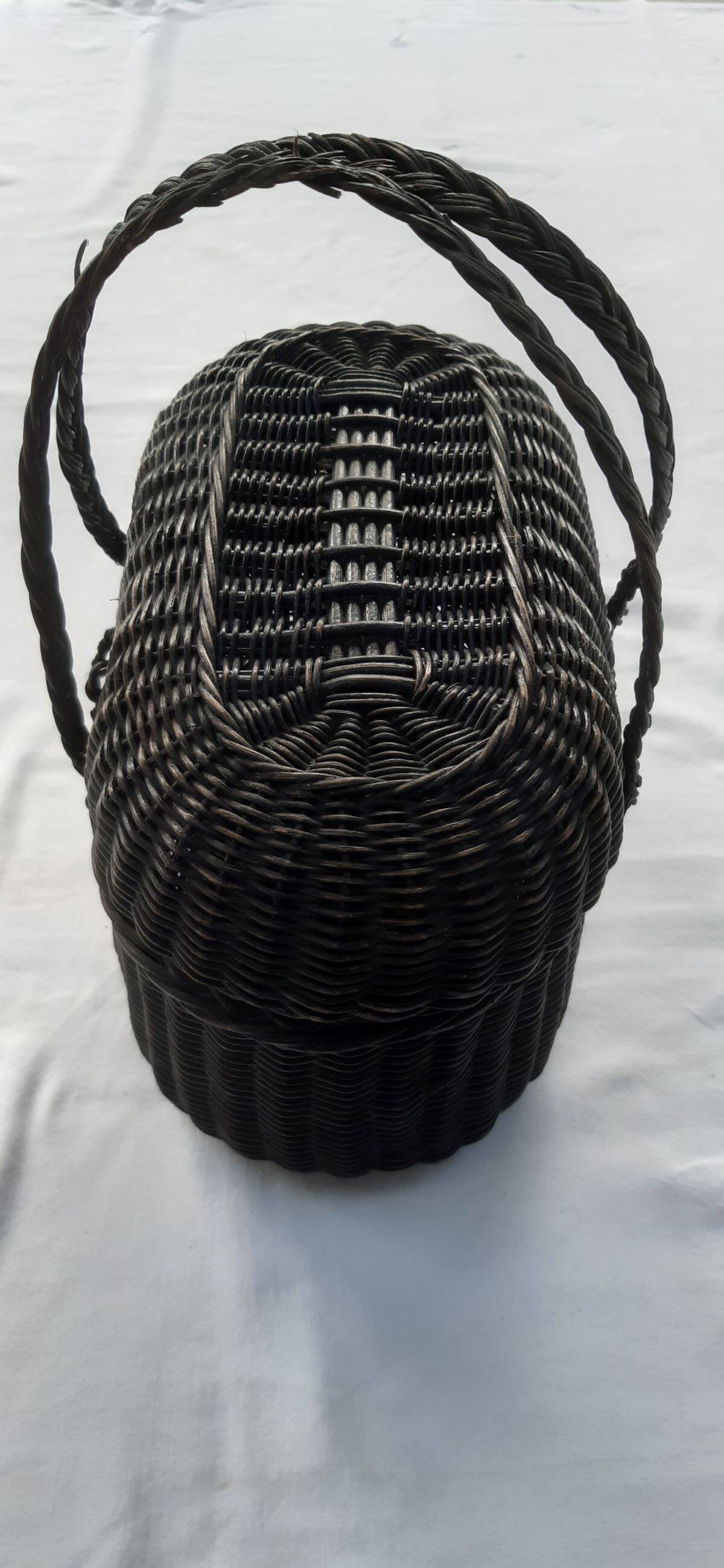 Small old Bussan style wicker basket