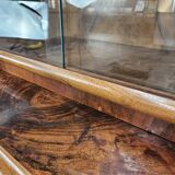Art Decò display cabinet in walnut burl