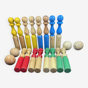 Old set of 16 wooden bowlings and 4 wooden game balls pins with grandpa 24 cm