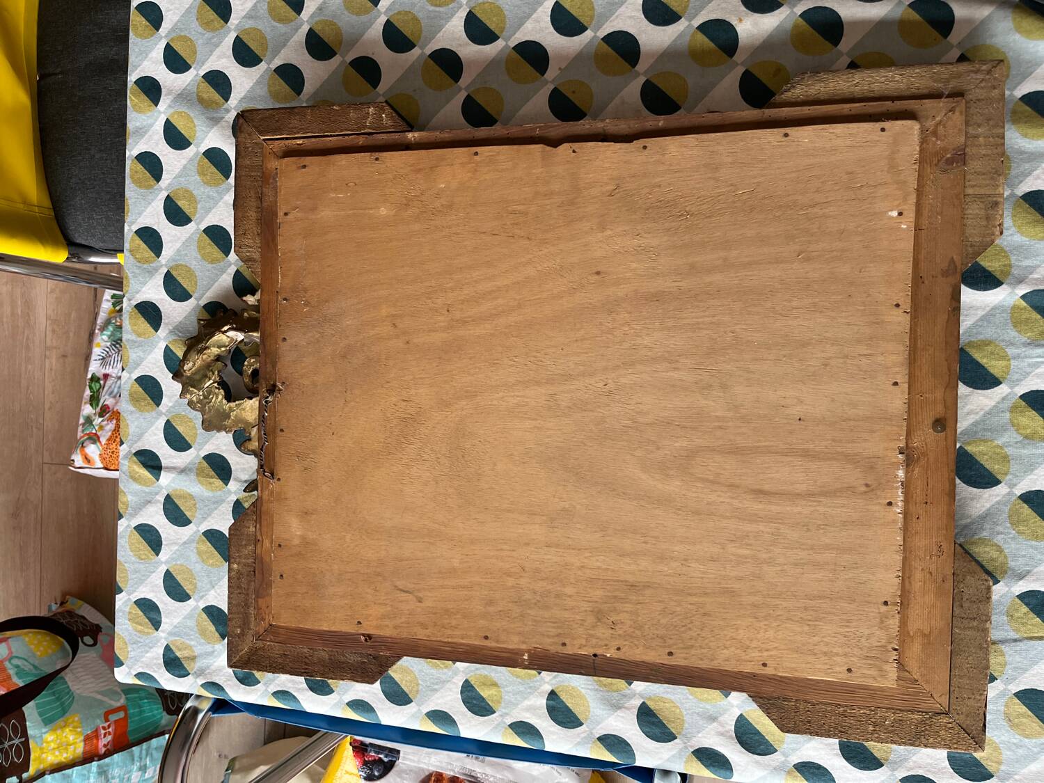 Golden trumeau mirror for fireplace, late 19th century, with sculpted pediment.