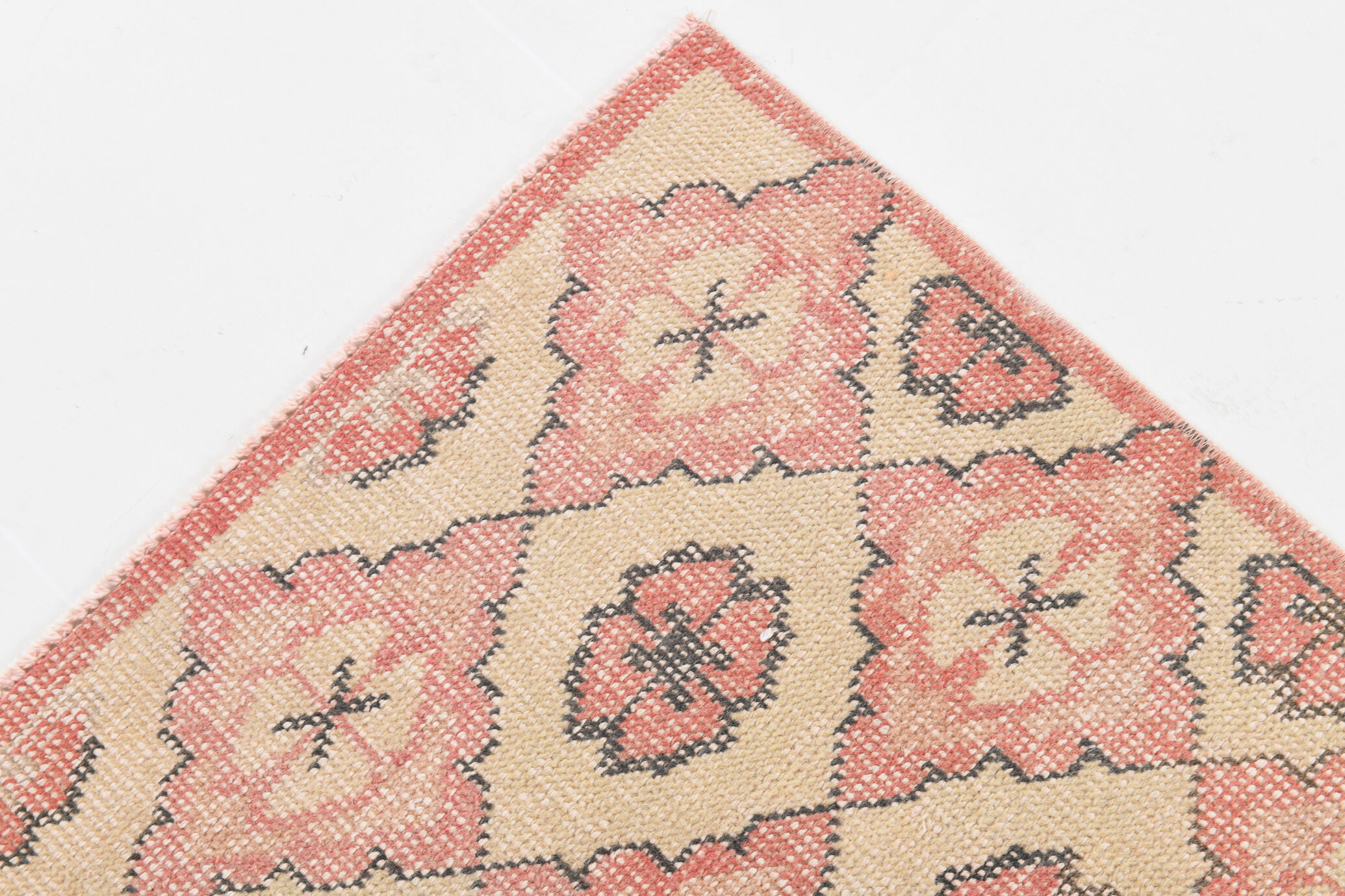 Antique handmade vintage rug 202x138cm