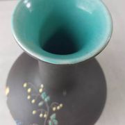 Old vase, enamelled flower decoration, to be identified