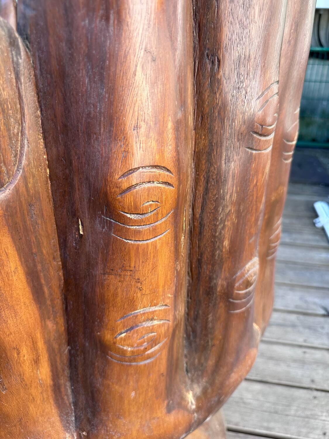 Set of 6 wooden "hand" chairs