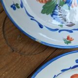 Set of 4 old Saint Clement plates with bouquet of flowers