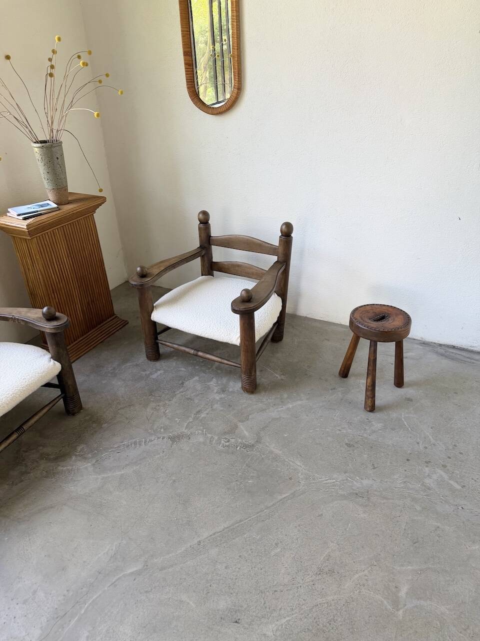 Three-legged shepherd stool oak