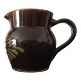 70's milk pot