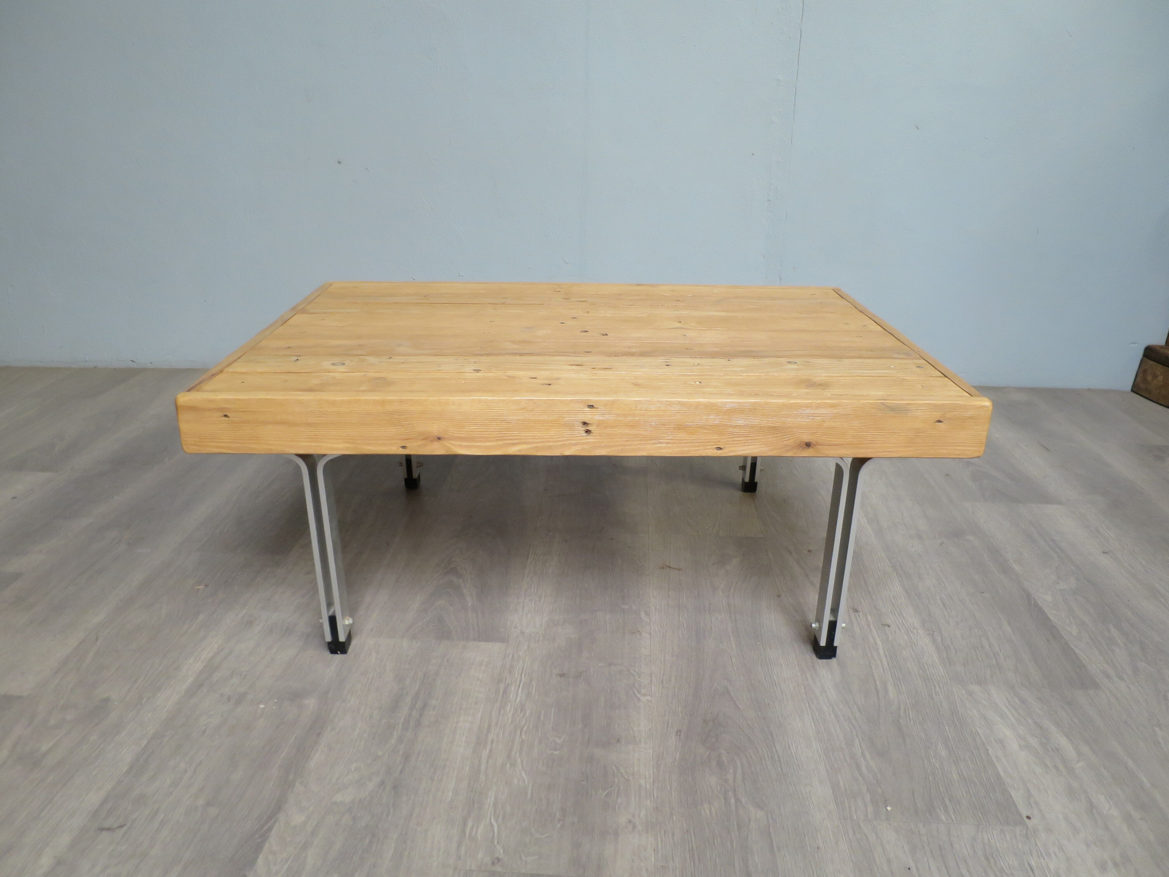 Coffee table top wood legs alu