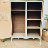 Small Parisian wardrobe