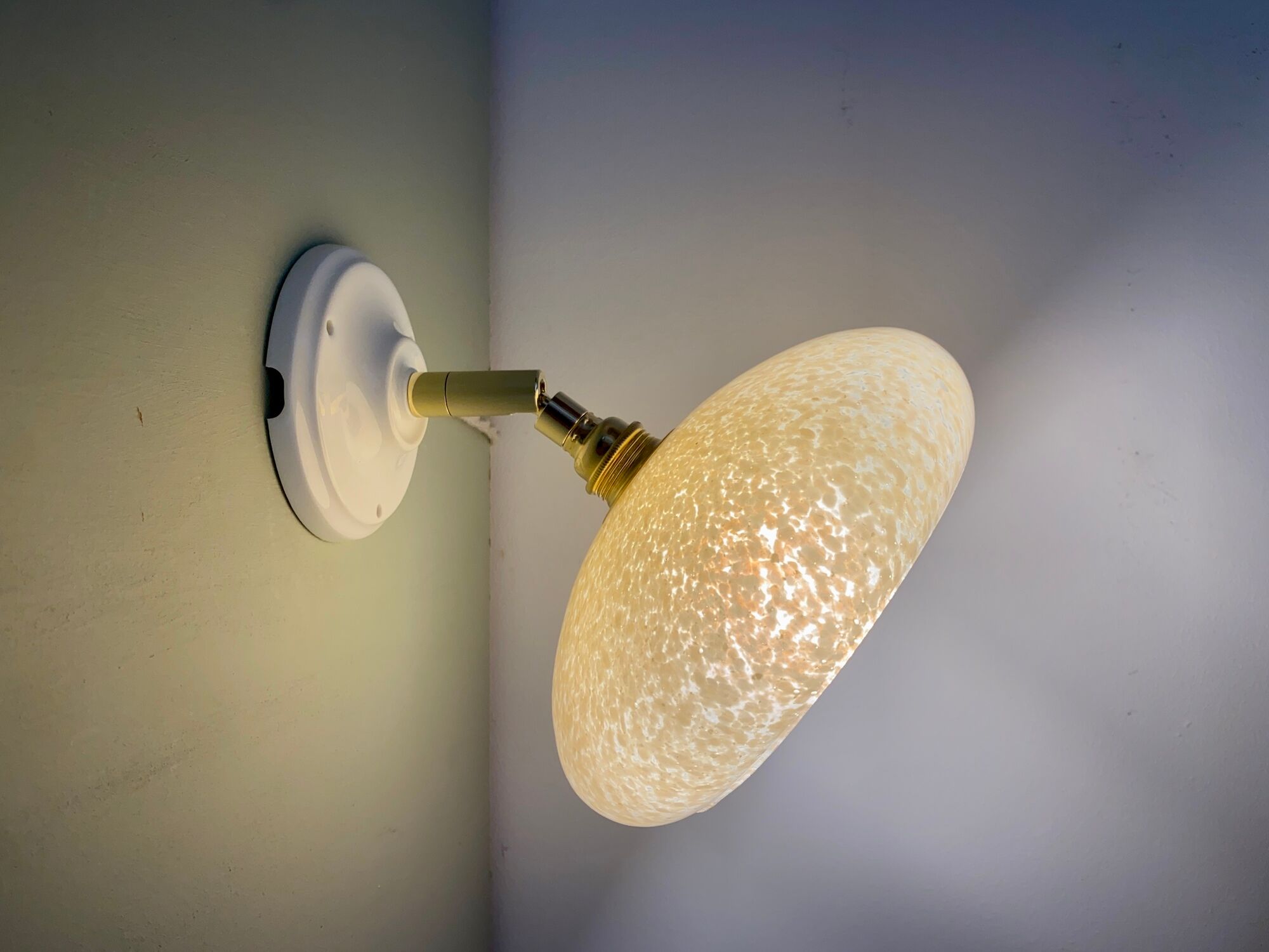 Vintage lampshade in Clichy glass pale yellow
