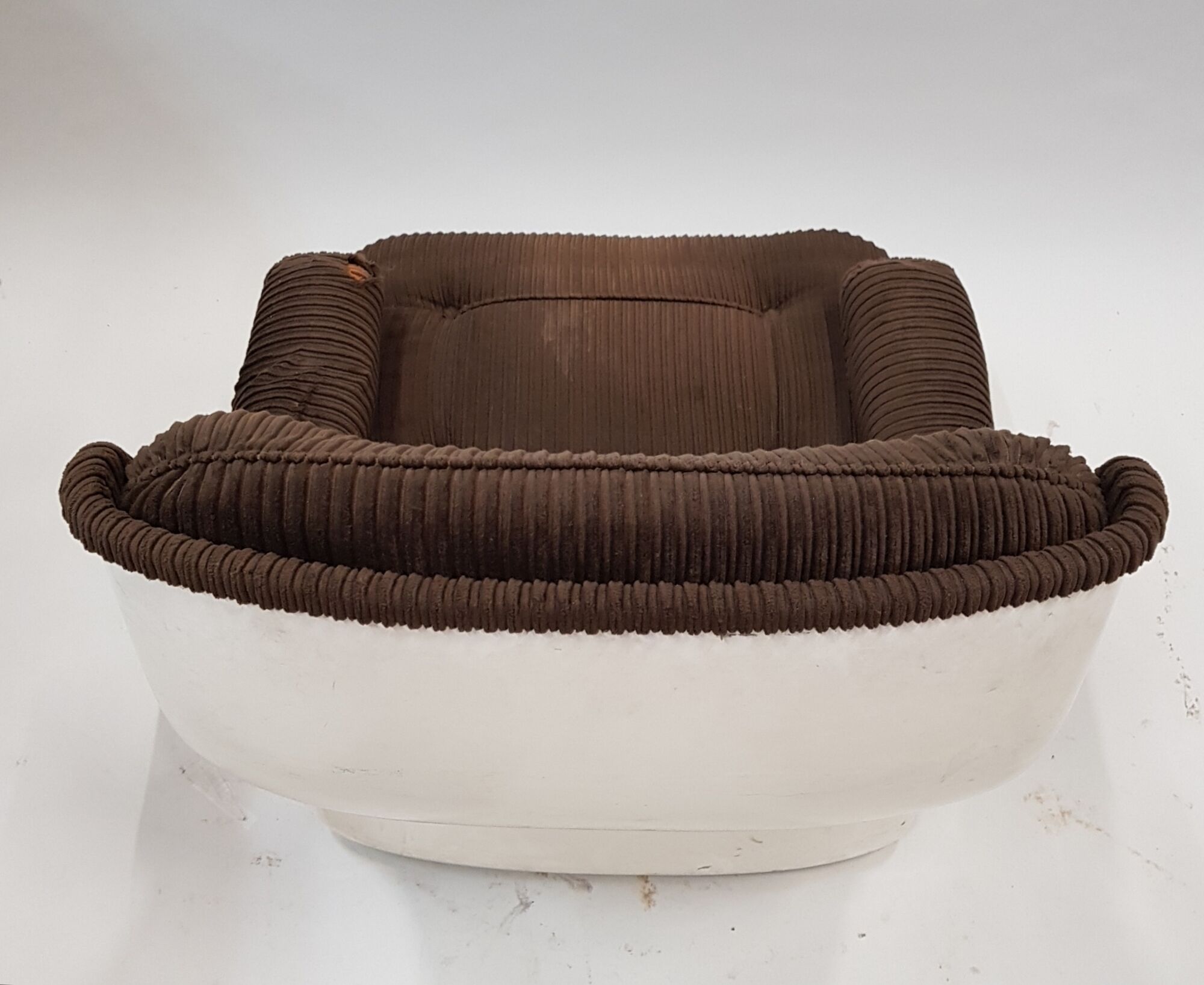 Airborne fiberglass and velvet chair, Cadestin