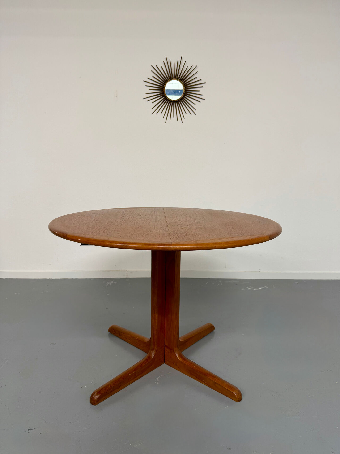 Vintage round dining table Scandinavian design an60 Falster Furniture