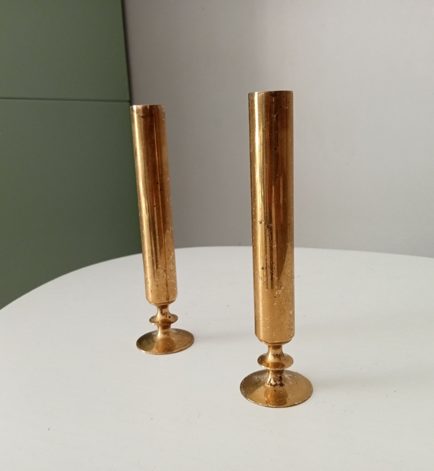 Pair of soliflores in solid brass folk art early twentieth century