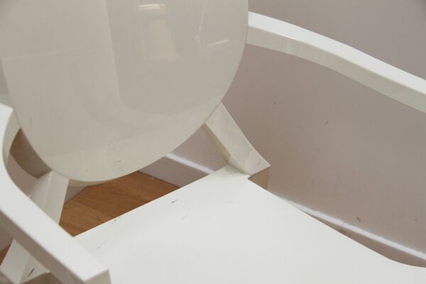 Chaise Louis Ghost, Philippe Starck