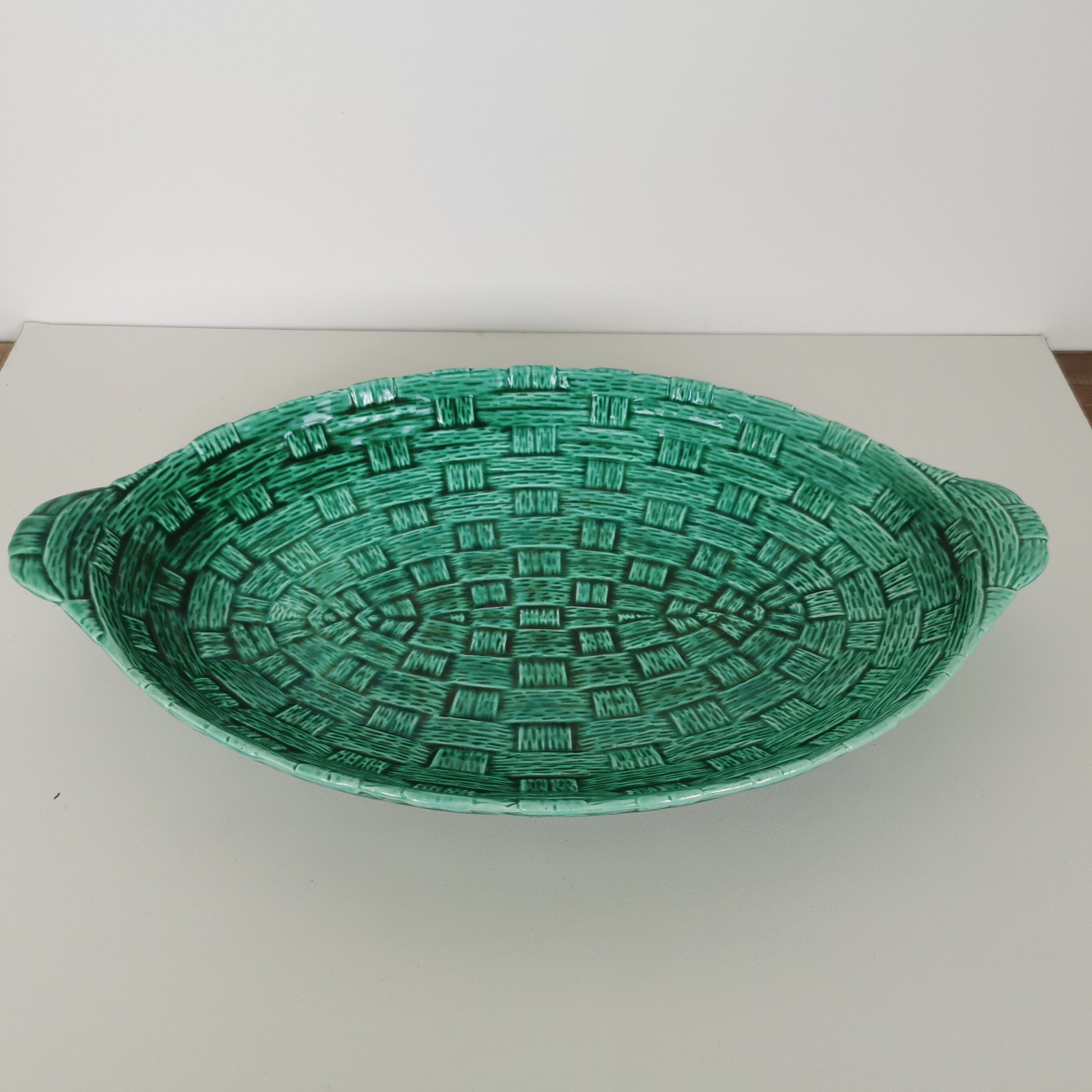Oval dish Digoin