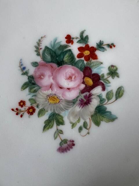 Service ancien de style Napoléon 3– 35 assiettes & pièces de présentation