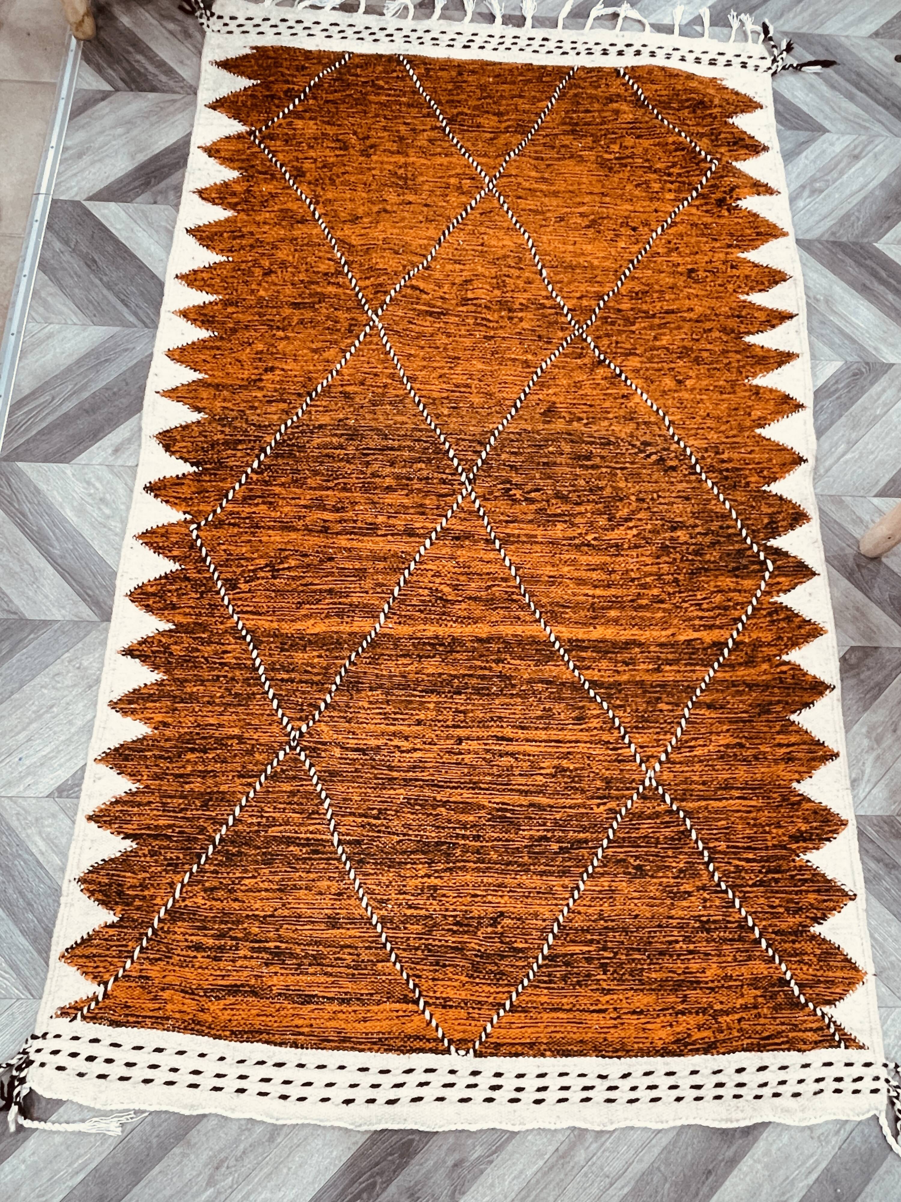 Atypical rug