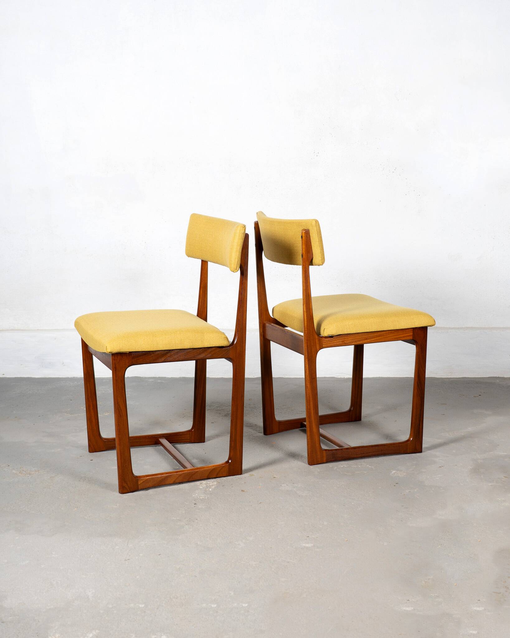 Set of 4 Mid Century Dining Chairs by A. Younger
