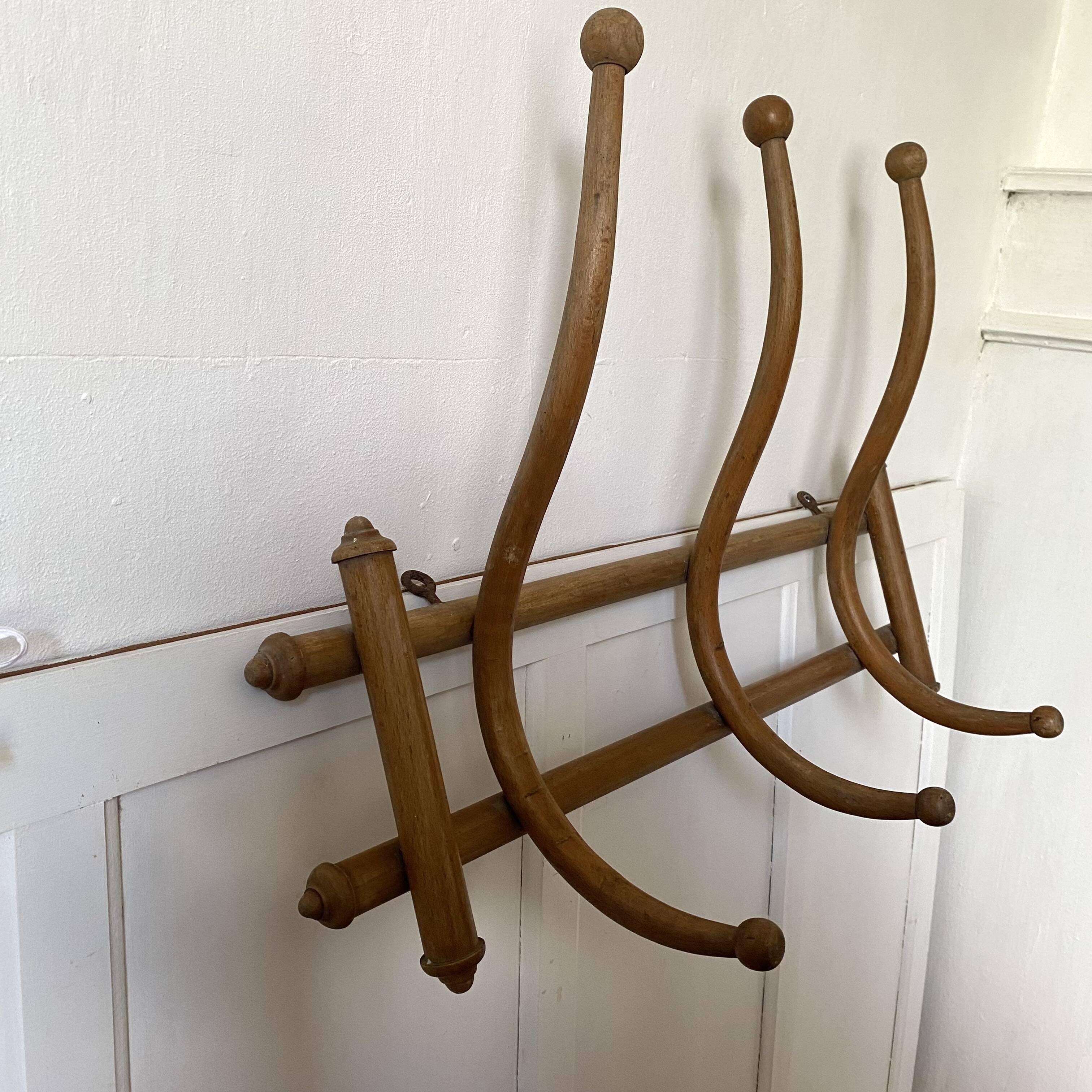 Thonet 1900 curved wooden wall coat rack