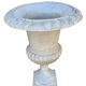 Paire de vases medicis blancs en fonte