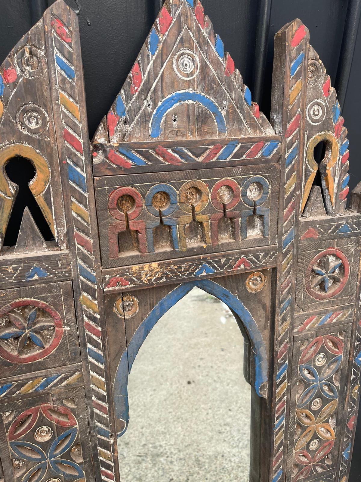 Moroccan mirror.  1m27x0m65.