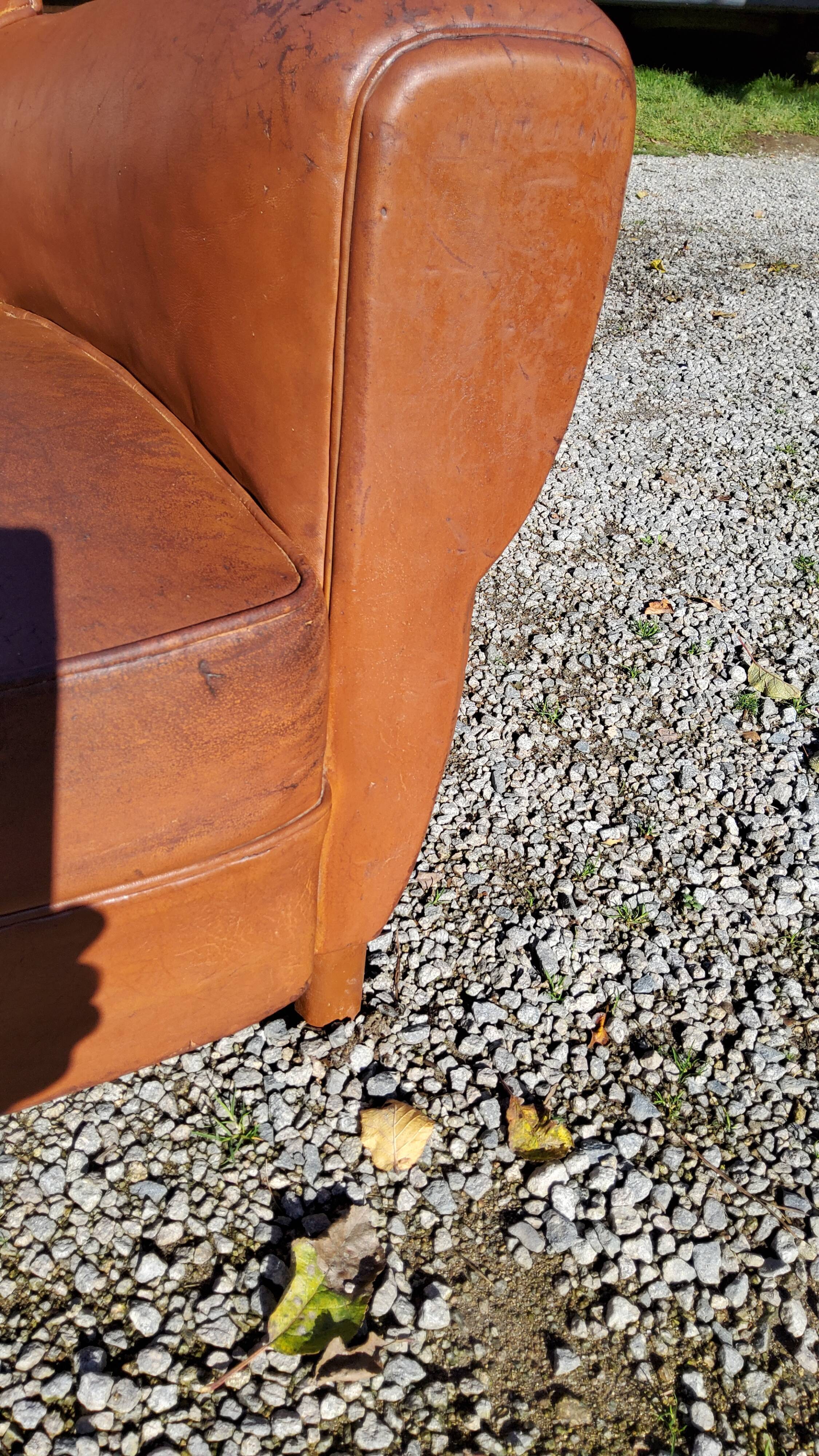 Club armchair in brown leather art deco 1930