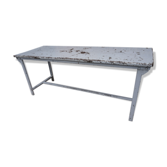 Industrial table