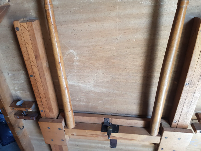 Art deco dining table