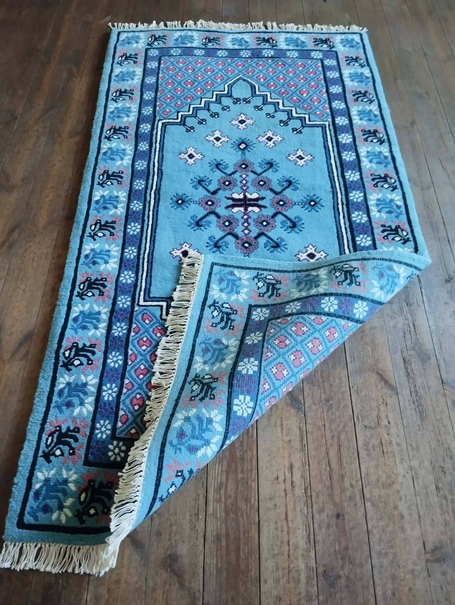 Handmade Kairouan Berber rug 188x103cm
