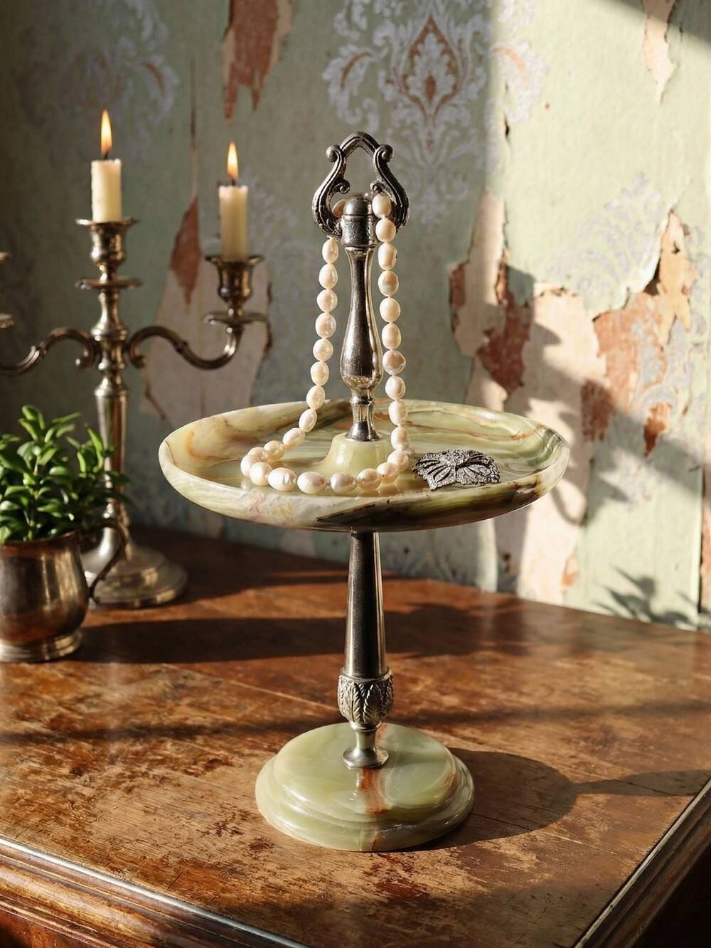 Rare display stand in green onyx and silver metal, Italy, vintage.