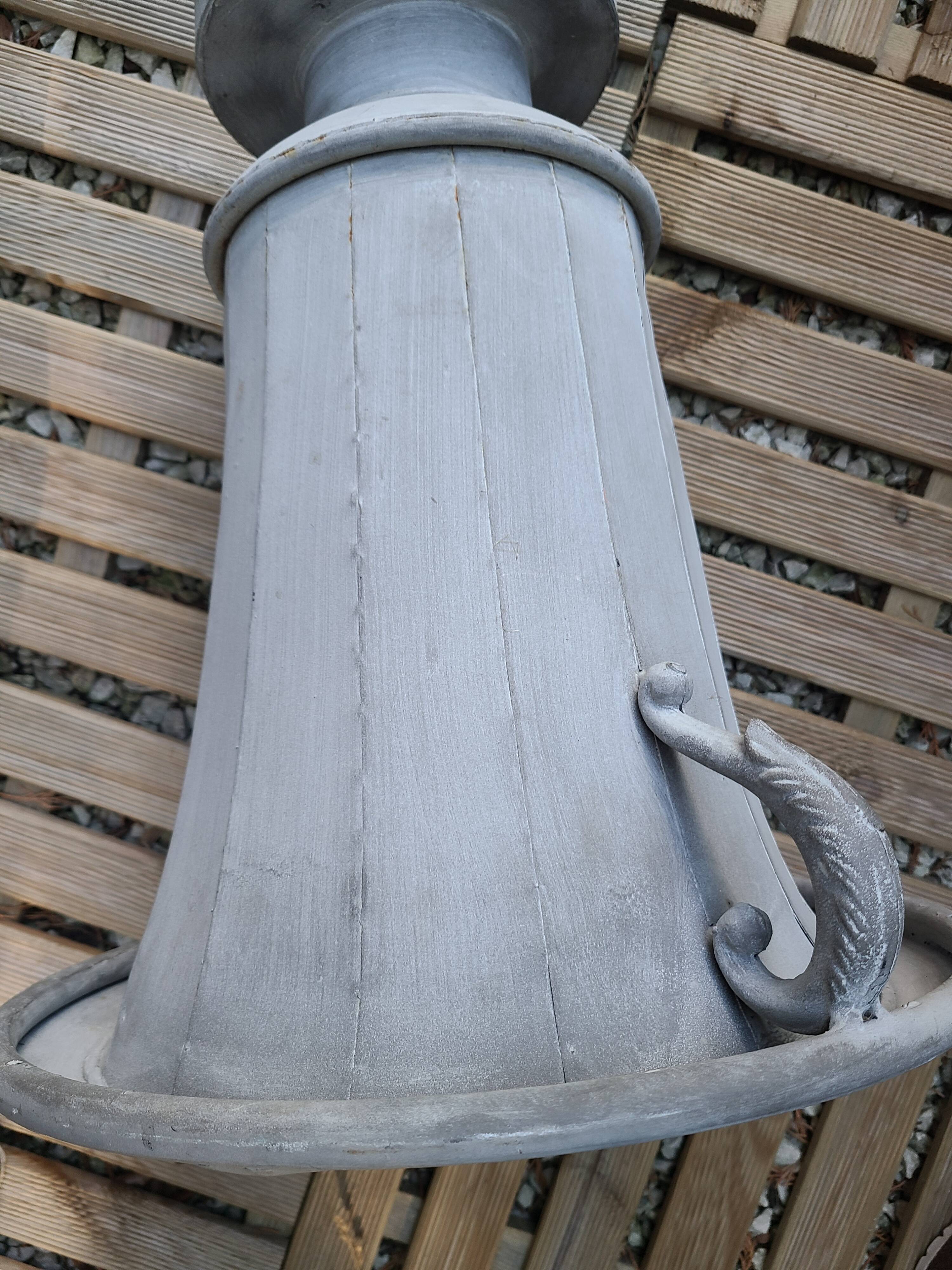 Zinc pot cover
