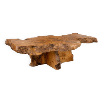 Table basse en bois de noyer du milieu du siècle