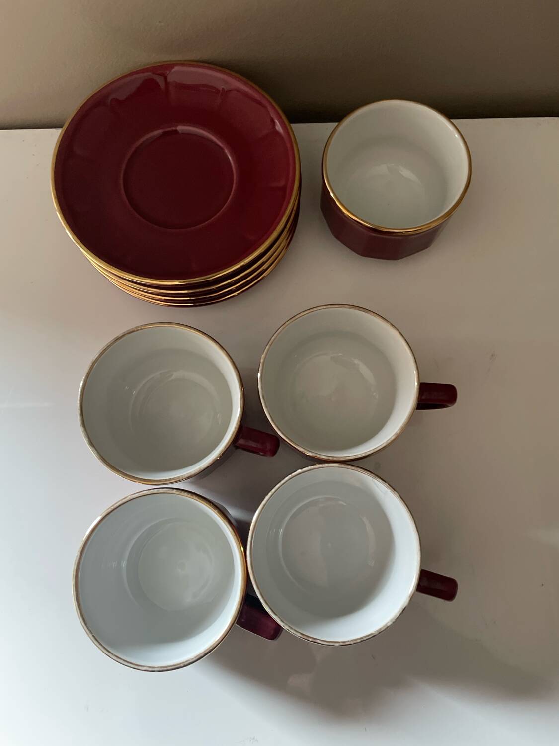 Set of 4 Apilco Bordeaux coffee cups