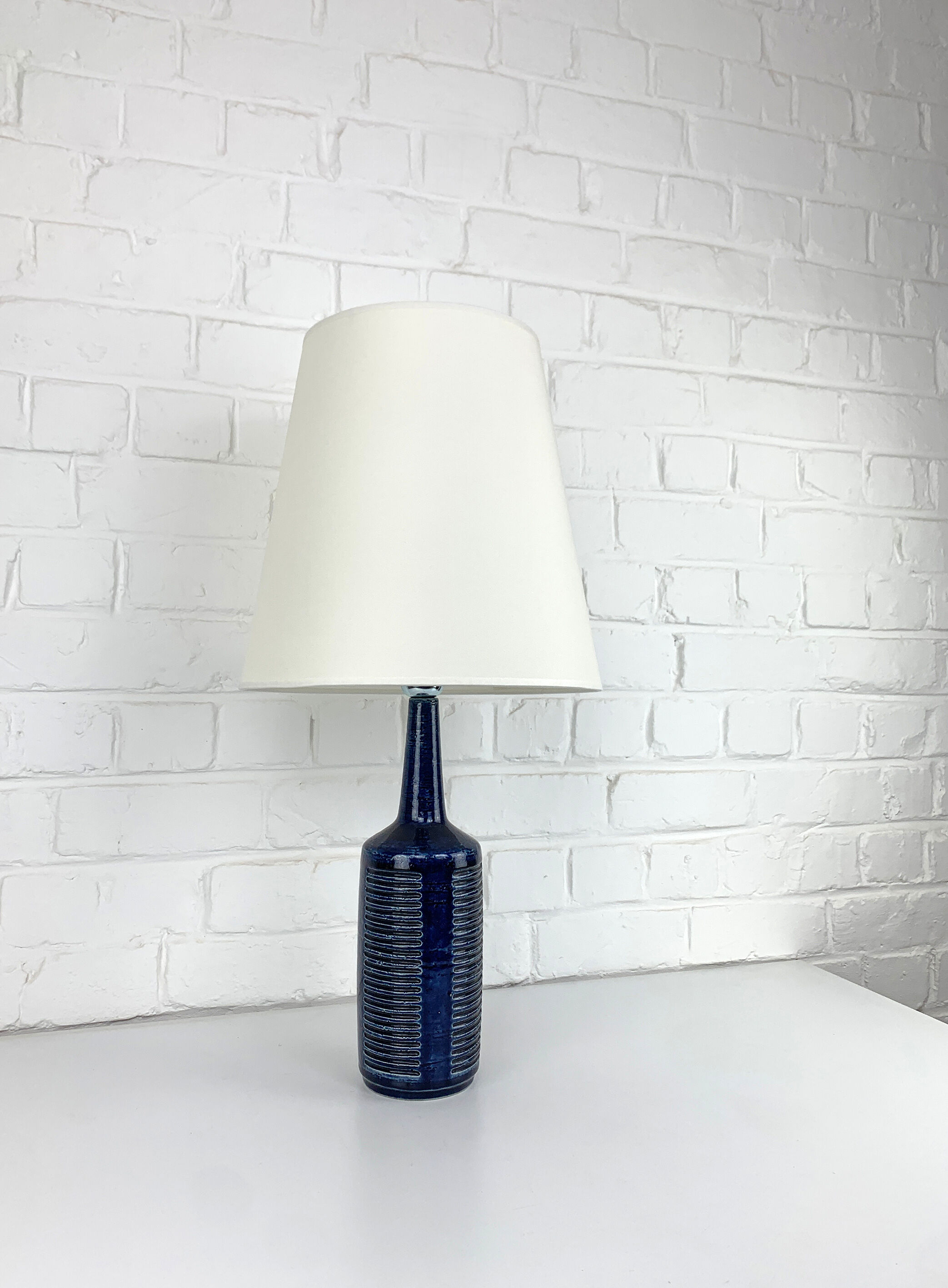 DL30 ceramic table lamp, Per Linnemann-Schmidt for Palshus, Denmark, 1960s