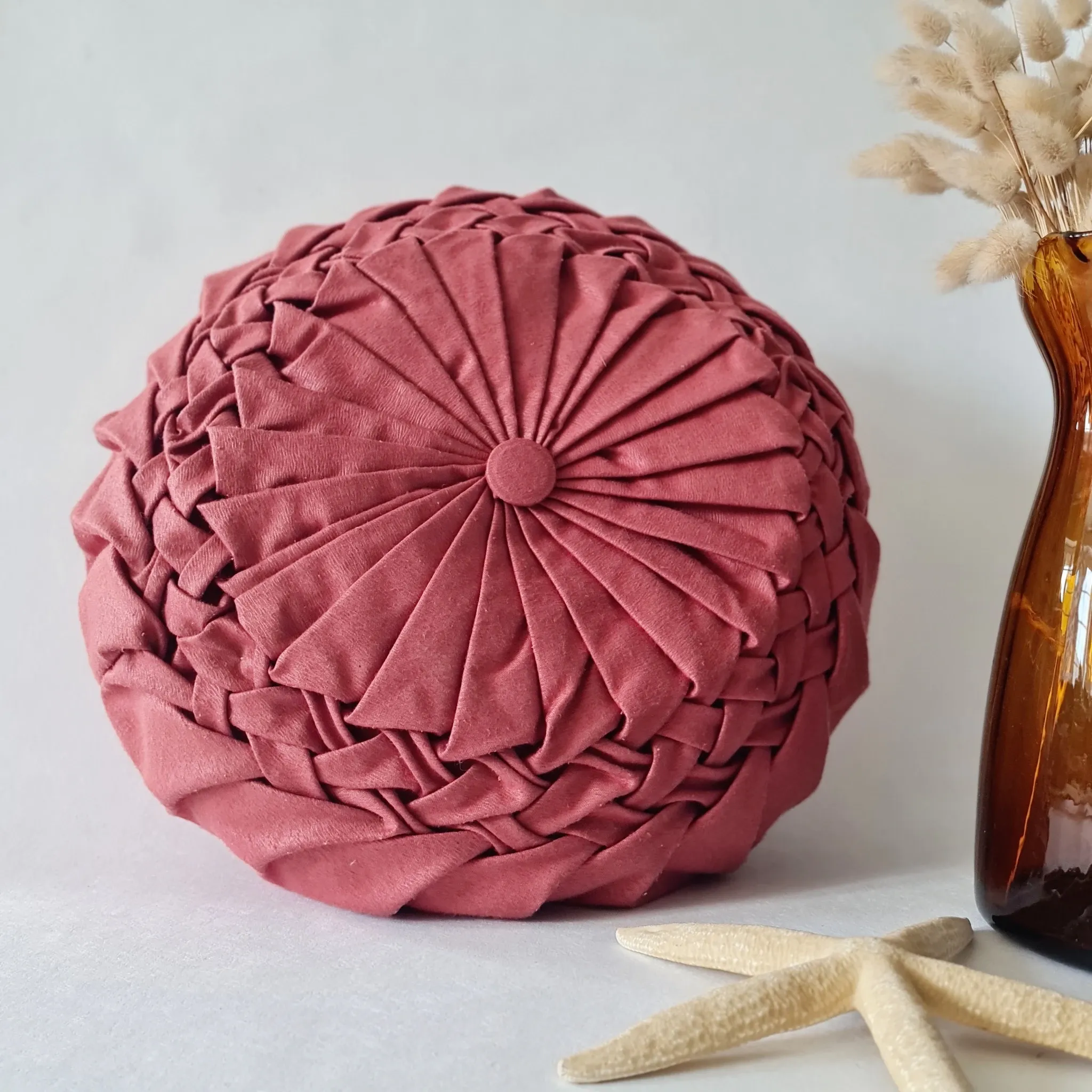 Pleated cushion