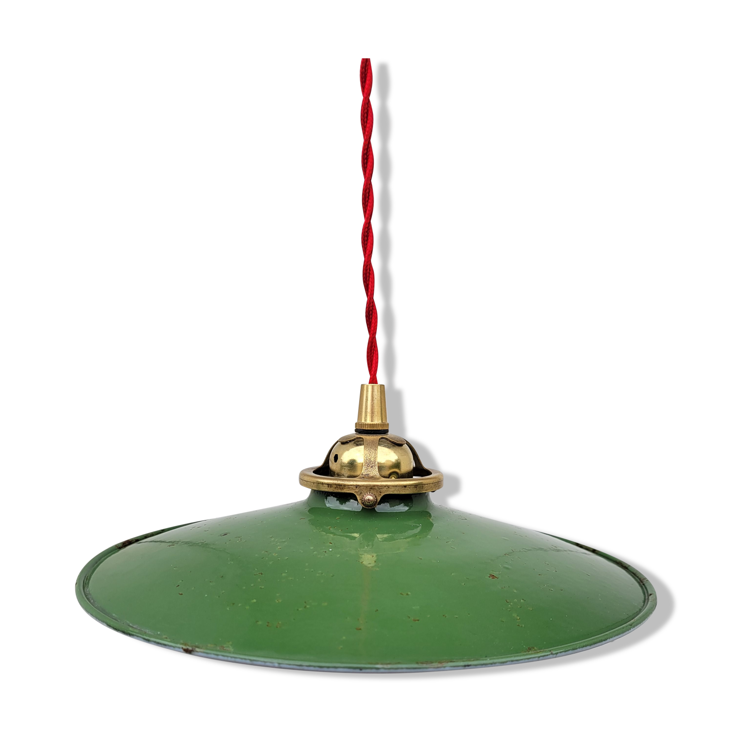 Enamelled sheet metal suspension