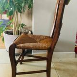 Louis Philippe straw chair from the 19th century in solid walnut, dowelled.