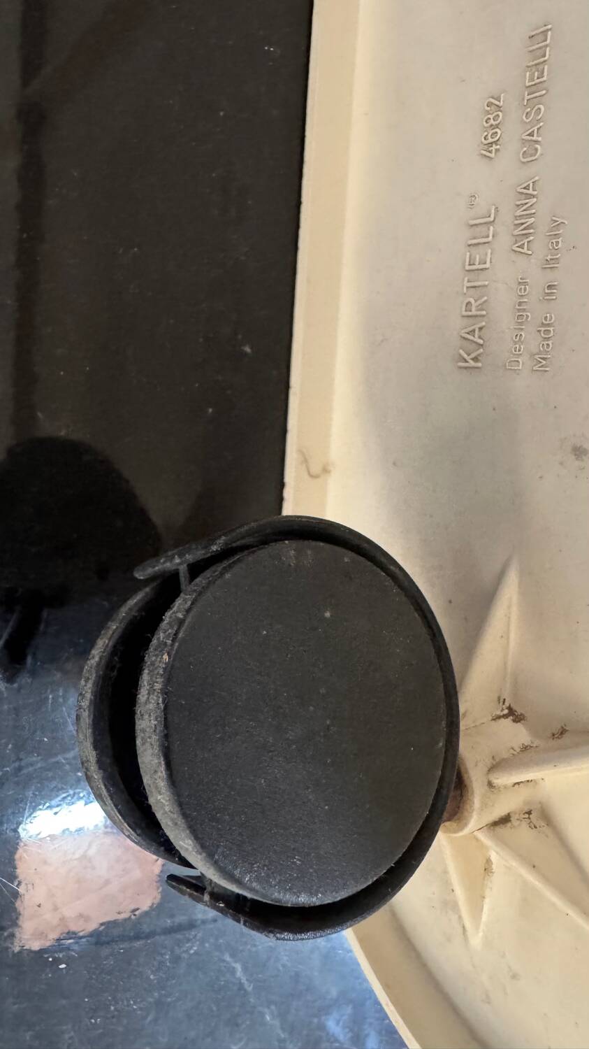 Kartell 4682 1970s Design Planter