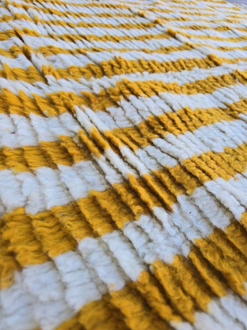 Natural pure wool rug