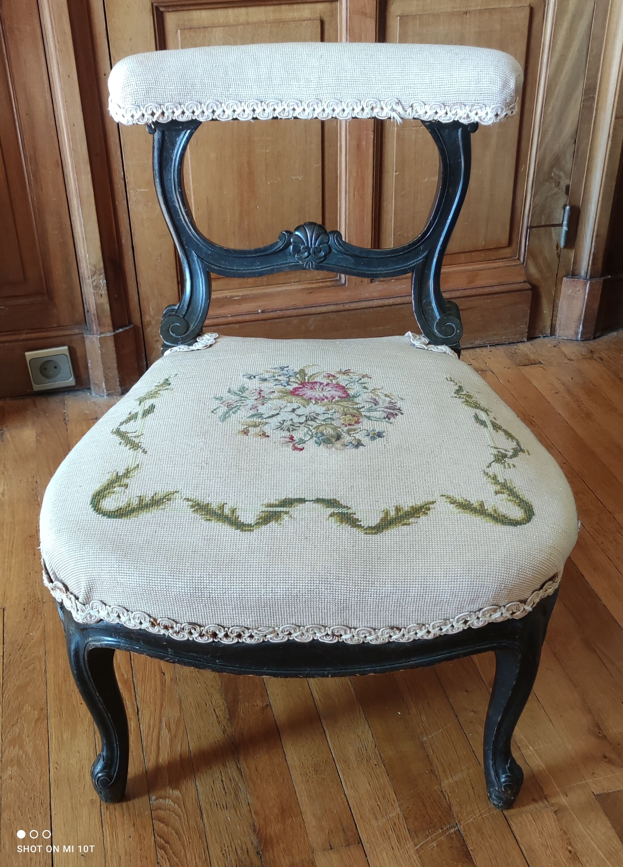 Napoleon armchair/cackling chair