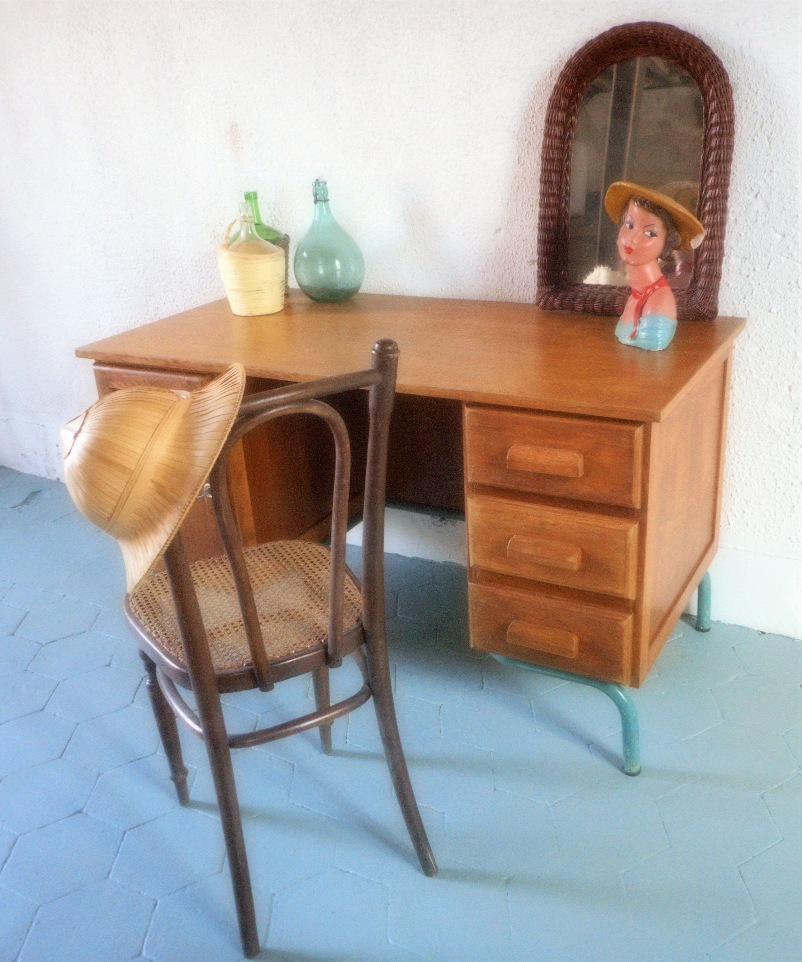Schoolmaster's office