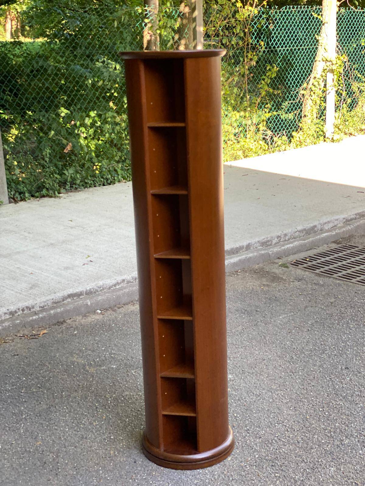 Sellette pivotante en bois