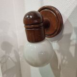 Wall sconce