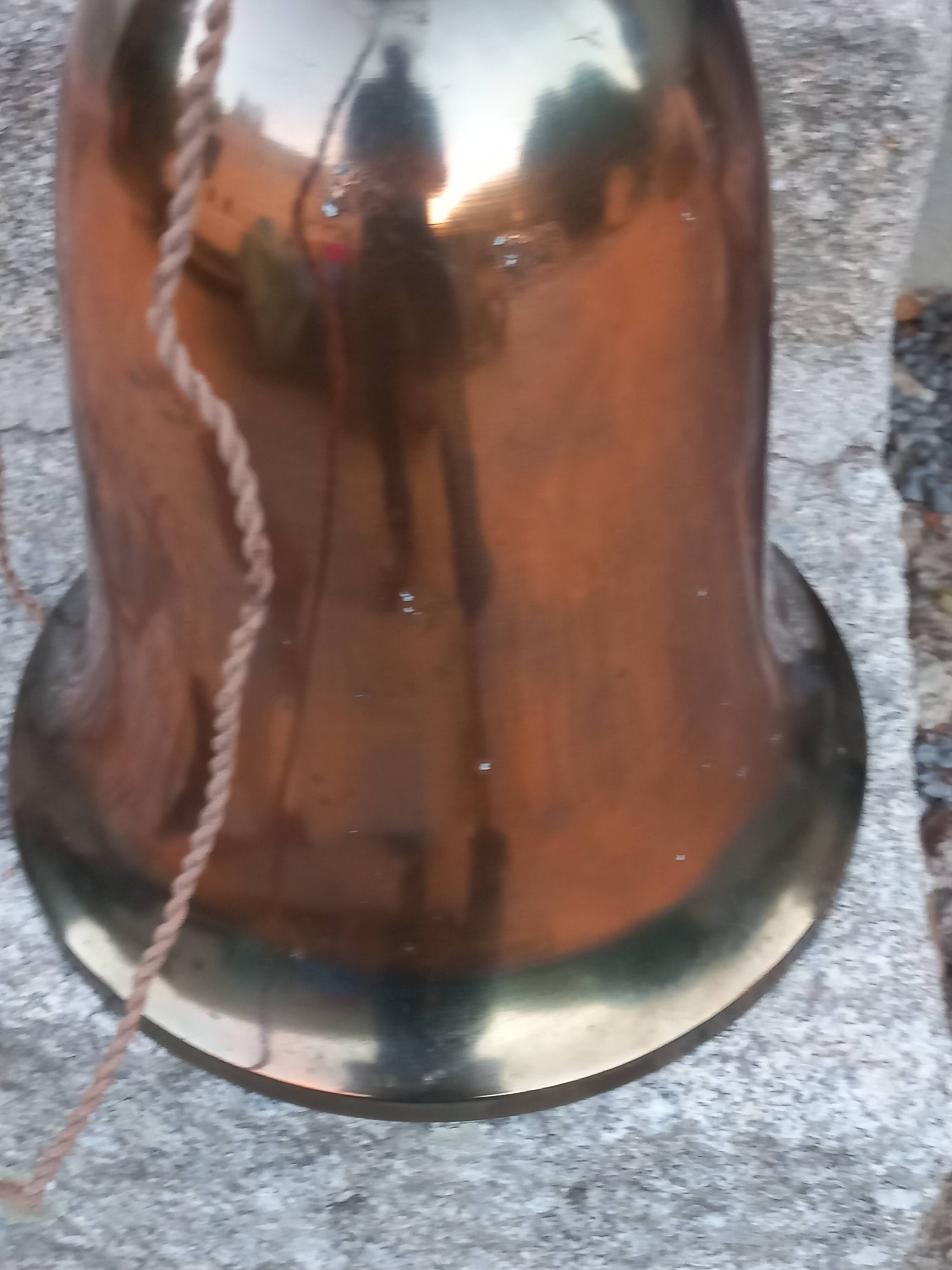 Art Deco tulip lamp in copper metal, 42.5cm from the 1930s.