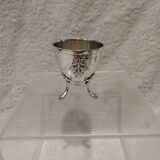 Beautiful 950 silver tripod egg cup in the Art Nouveau style by Minerva Queille