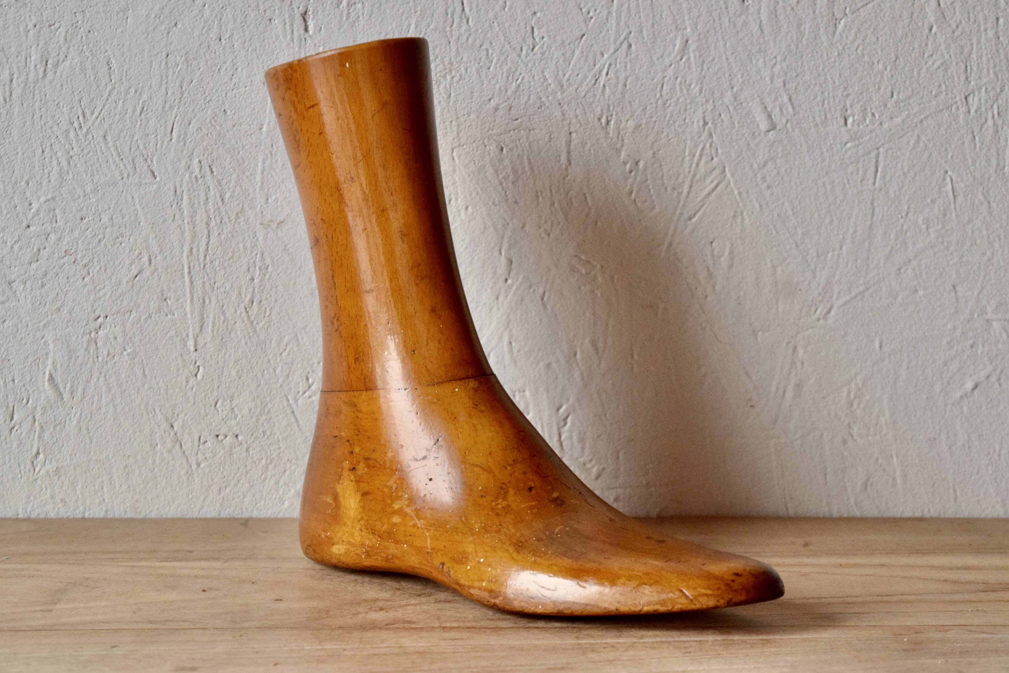 Old varnished wooden shoe mold - right foot