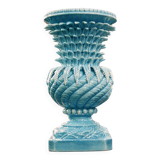 Ceramic vase from Manises with a floral decoration.