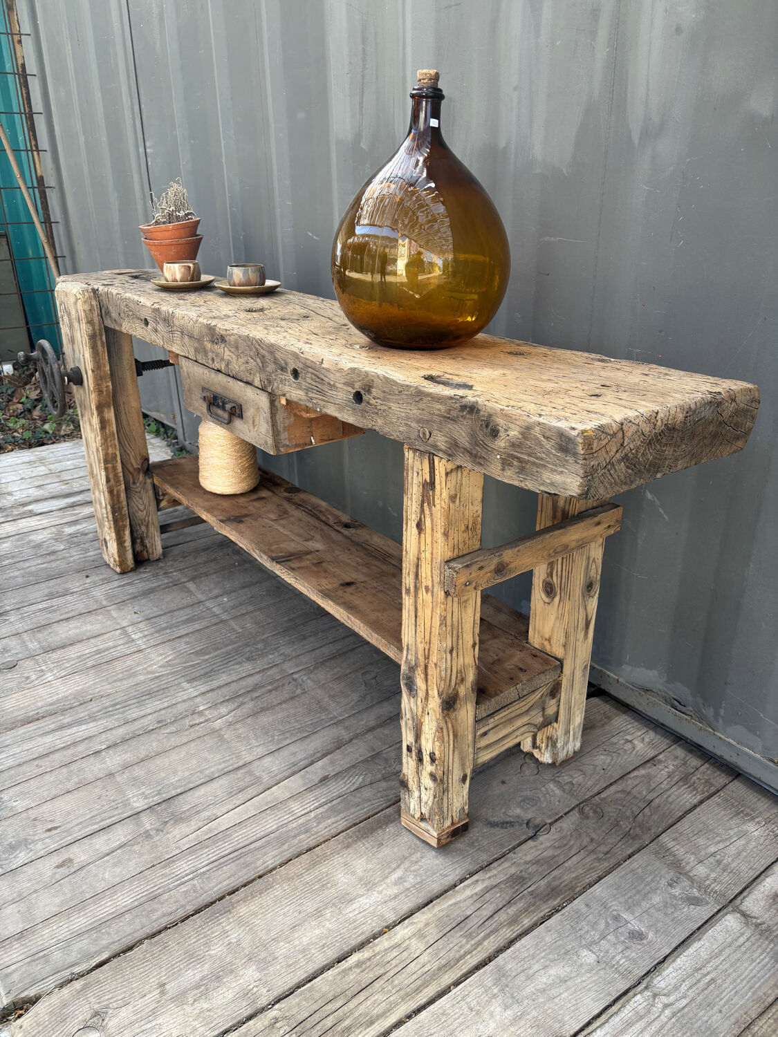 Woodworking bench