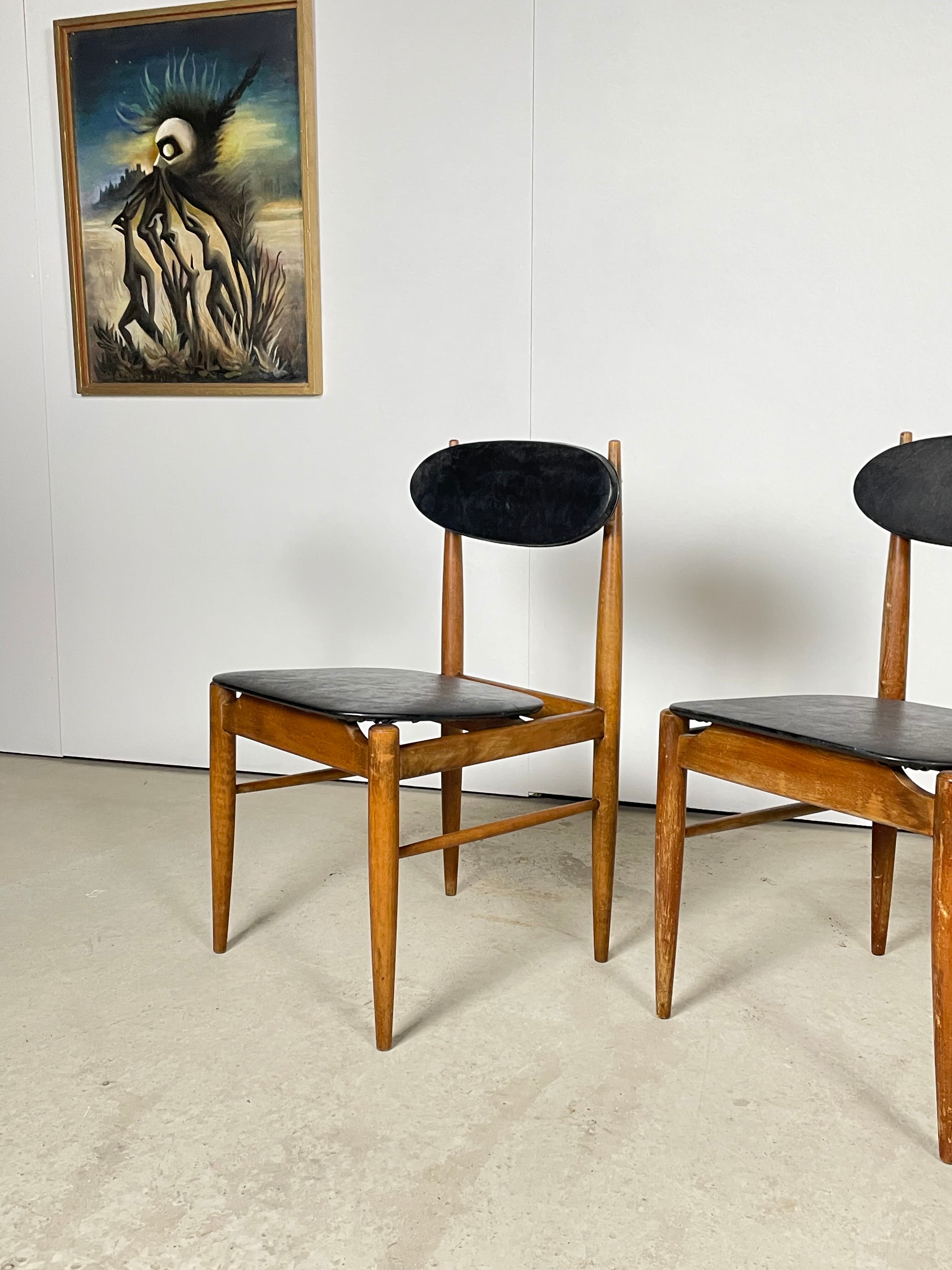 Set of 4 Scandinavian chairs